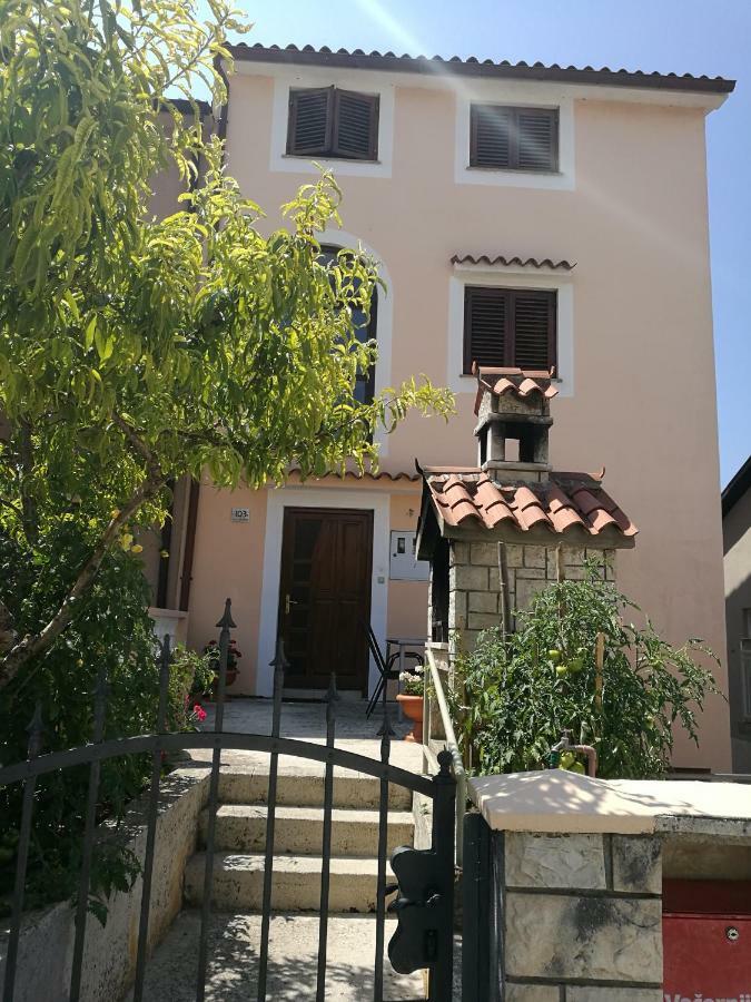 Apartman Ivankovic*** 普拉 外观 照片